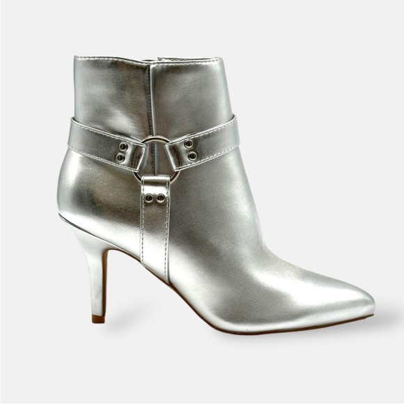 Jessica Simpson 5.5 Booties Darnina Vegan leather Silver Ankle Stiletto Boot NWT - Picture 1 of 14